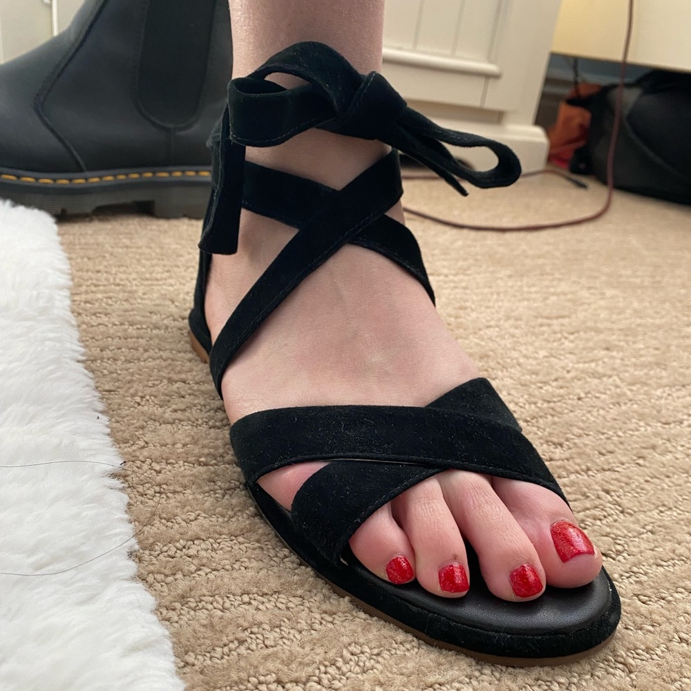 Louise et Cie Black Strappy Sandals